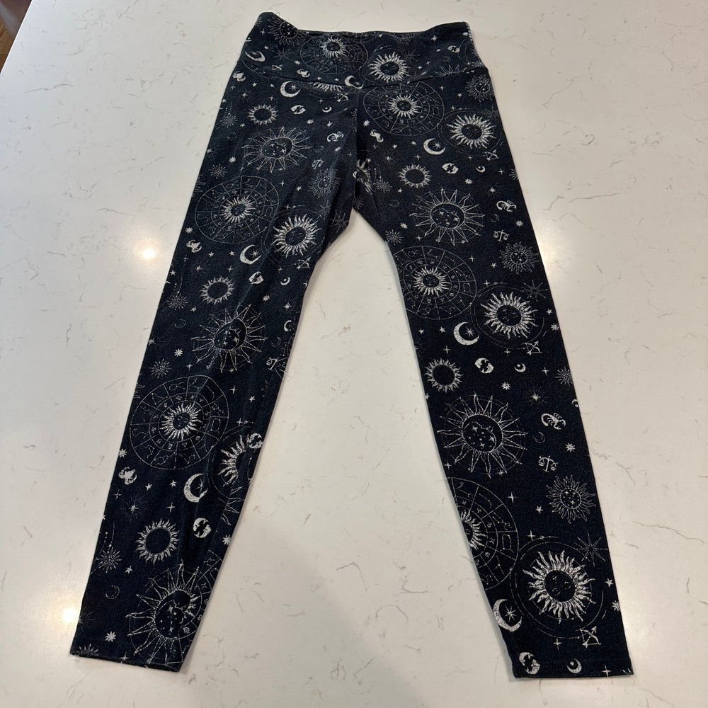 No Boundaries Celestial Zodiac Sun Moon Stars Leggings Black White Medium 8-10